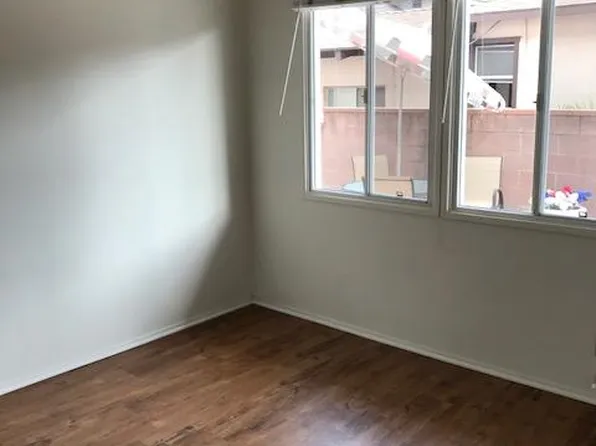 513 S Catalina Ave APT C, Redondo Beach, CA 90277