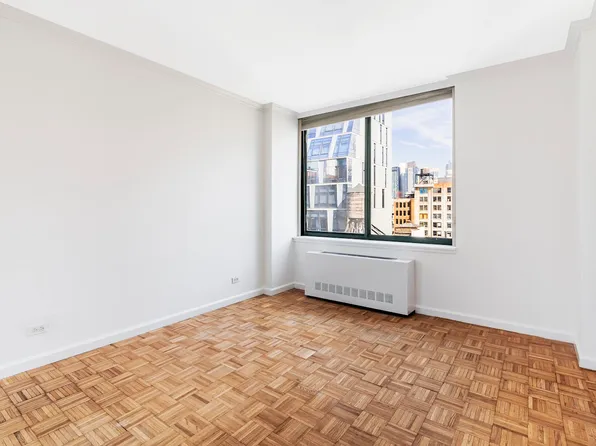 22 West 15th Street image 7 of 15