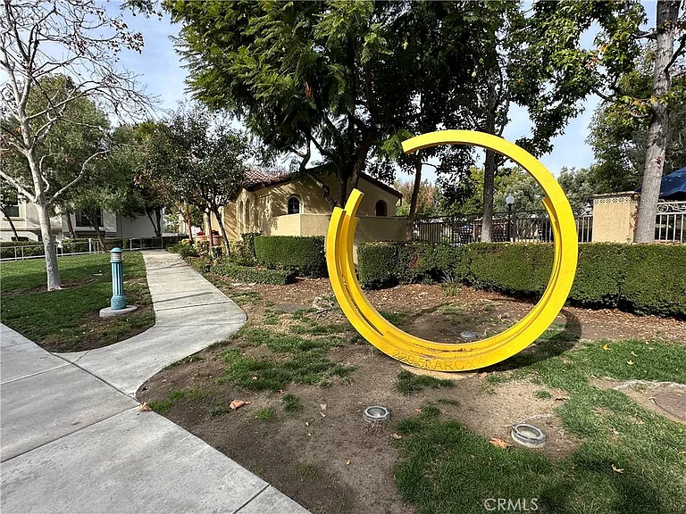 611 McKenna St — Photo 21