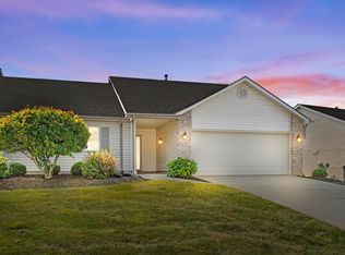 9030 Falcons Run, Fort Wayne, IN 46825