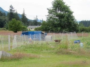4050 Sunny Hill Ln, Lummi Island, WA 98262