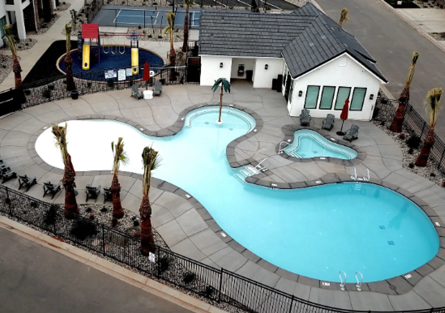Short term lease options! — Photo 1