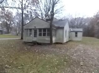 2056 King Dr, Stow, OH 44224