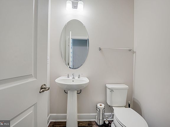 5th image of 129 Hibiscus Dr
