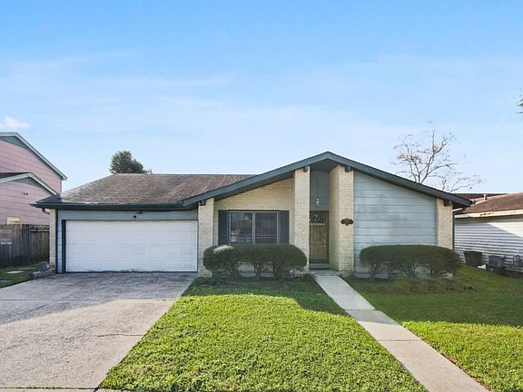 2nd image of 3817 Deercreek Ln