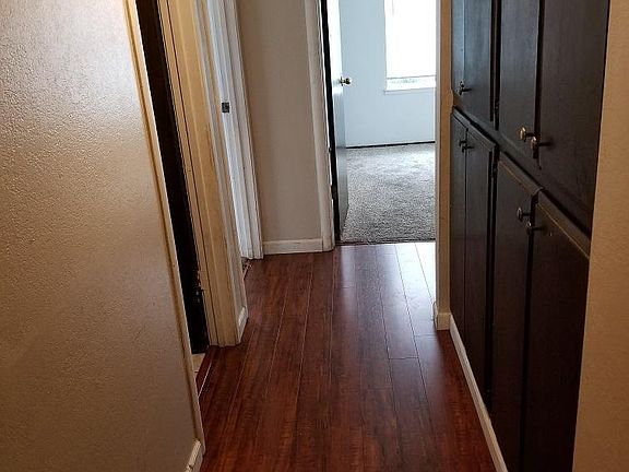 5th image of 2348 Villanova Cir APT 2