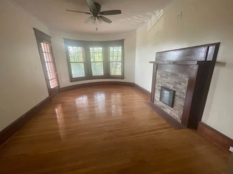 185 Pine St — Photo 21