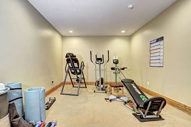 510 Hawthorn Ave — Photo 44