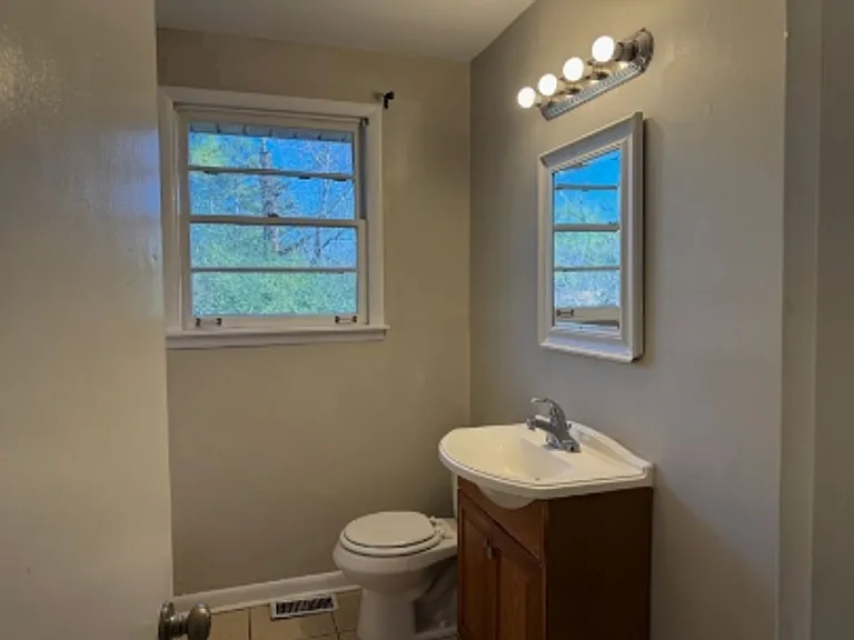 6128 Sandia Blvd NW — Photo 8