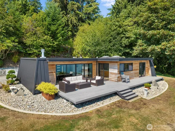 4811 Sunrise Beach Road NW, Olympia, WA 98502