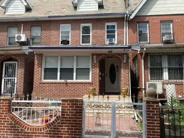 32-30 87th St, East Elmhurst, NY 11369