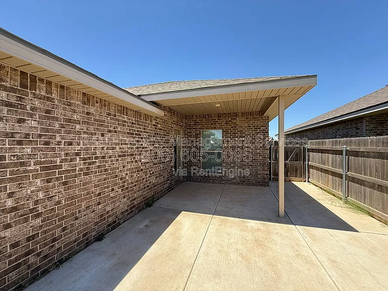 10121 Virginia Ave — Photo 12