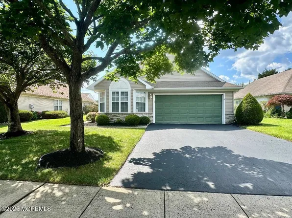 3166 Dillon Lane, Toms River, NJ 08755