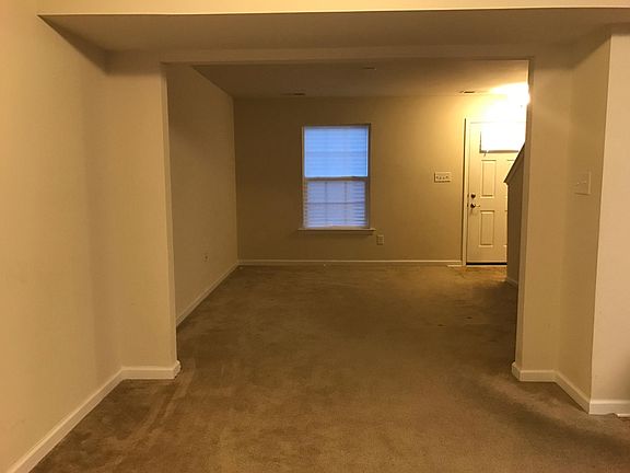 5th image of 305 Taylor Farm Ln