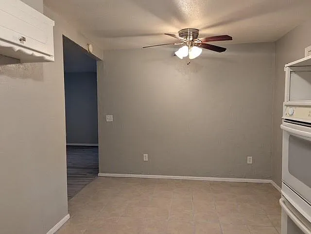 4205 N Nicklas Ave — Photo 6