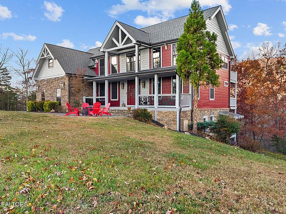 3rd image of 2968 Smokey Bluff Trl
