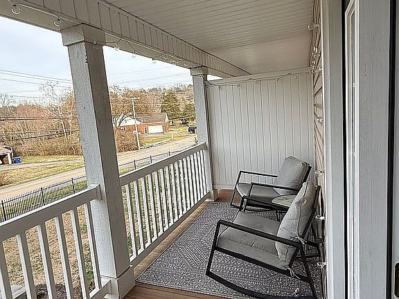 5th image of 2045 N Economy Rd #4