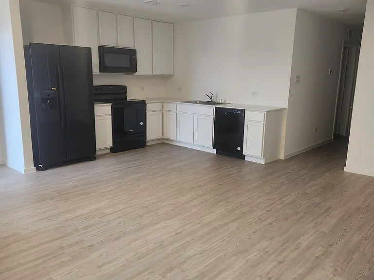 145 Jethro Ln — Photo 9