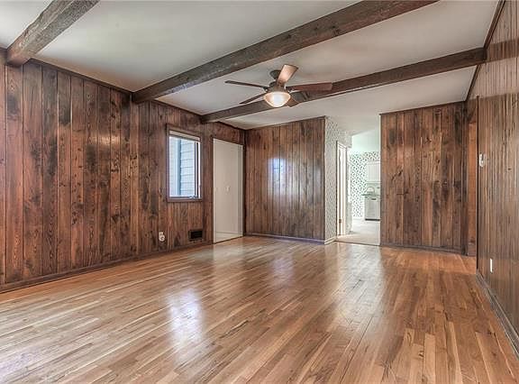 5th image of 9935 Goddard St