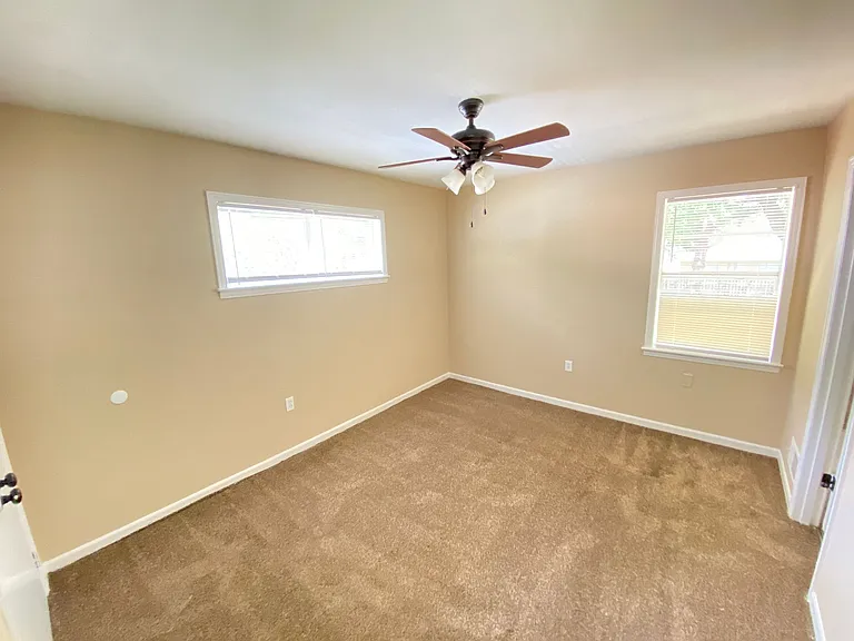 3818 Ladue St — Photo 2