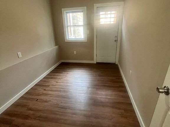 5th image of 203 12th Ave Floor 2