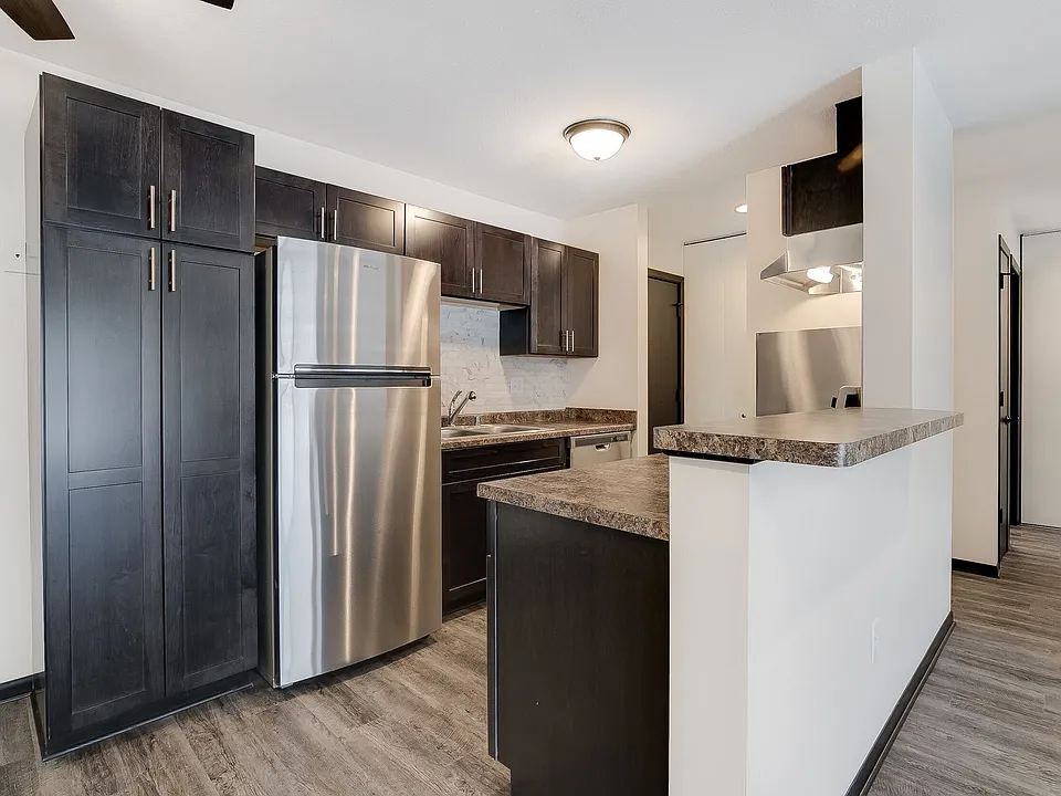 Winnetka Village Apts