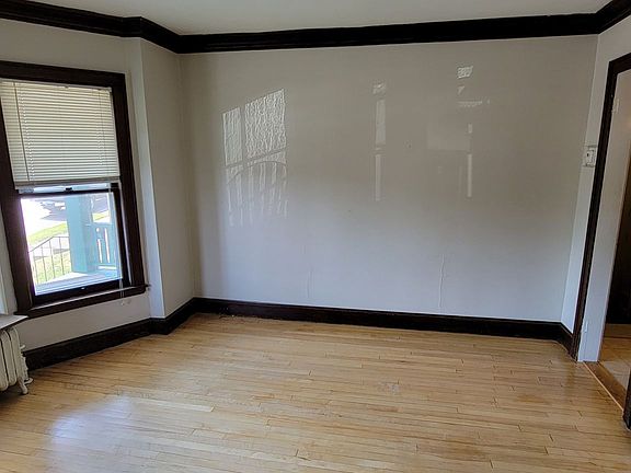 4th image of 318-320 N 12th Ave E #318-A