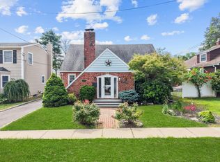 2754 Natta Blvd, Bellmore, NY 11710