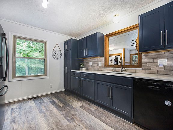 3rd image of 5968 N Grace Ave