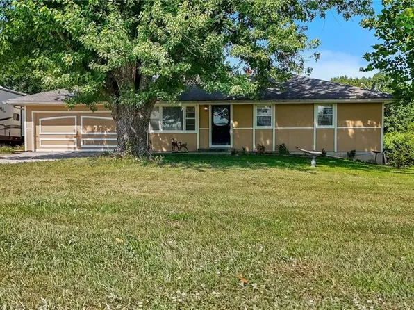 21062 Bright Ln, Lawson, MO 64062