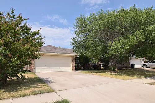 3109 Woodrow Dr Photo 1