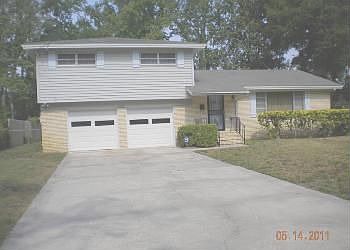 1st image of 1320 Orange Cir S