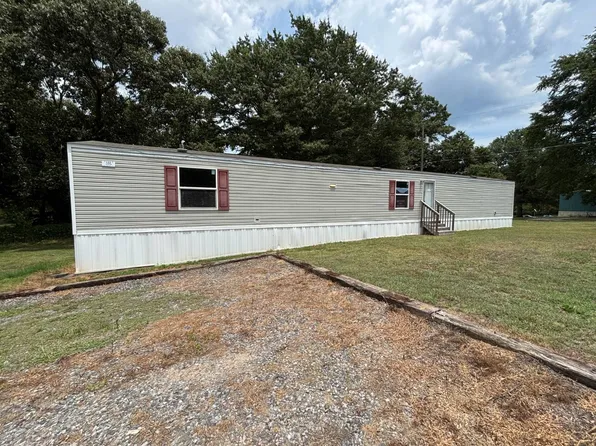 122 Yarbro Rd Trailer 22, Kings Mountain, NC 28086