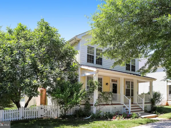 42985 Chesterton St, Ashburn, VA 20147