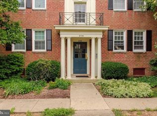 6725 W Wakefield Dr APT C2, Alexandria, VA 22307