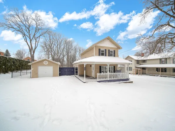 106 N King St, Brooklyn, MI 49230