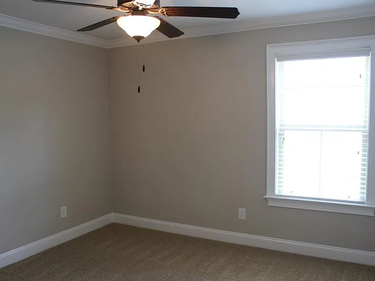 2436 Snowshill Ln — Photo 22