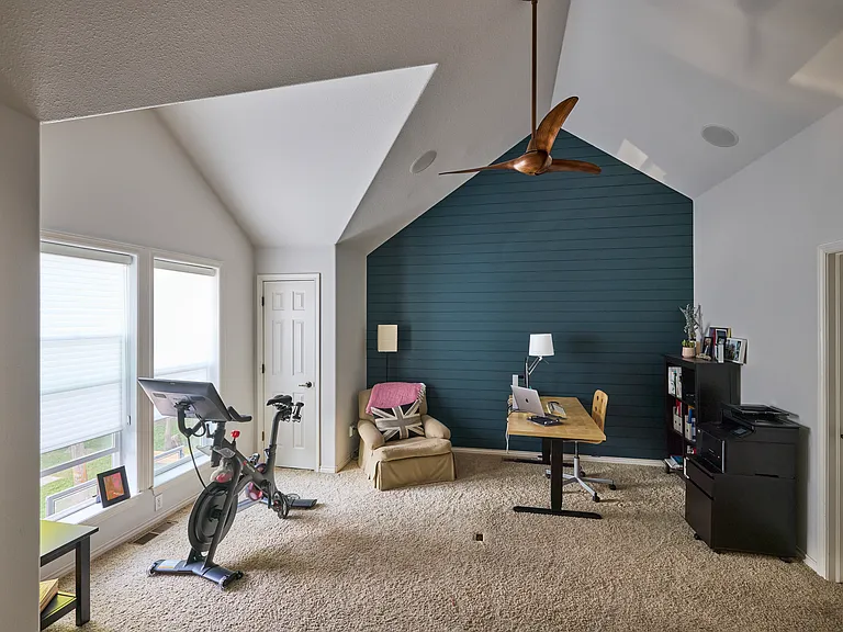 38 Ferguson Dr — Photo 22