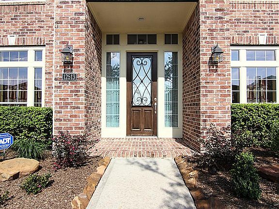 4th image of 12513 Stoney Creek Dr