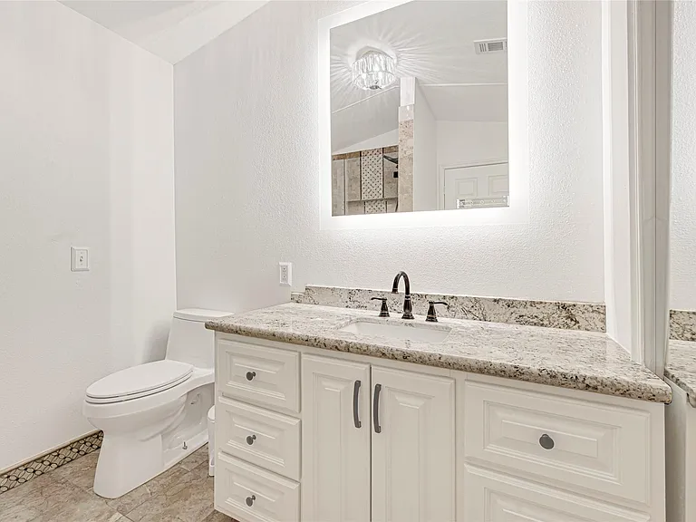 509 Joan Of Arc Dr — Photo 16