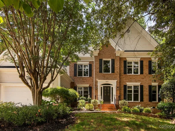 7418 Tarland Ln, Charlotte, NC 28269
