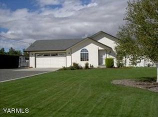 6021 N Wenas Rd, Selah, WA 98942
