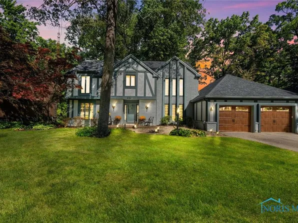 4510 Woodbriar Dr, Toledo, OH 43623