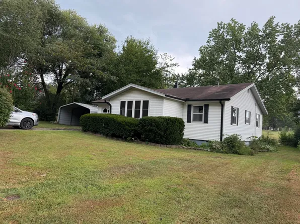 107 E James Street, Mountain View, MO 65548