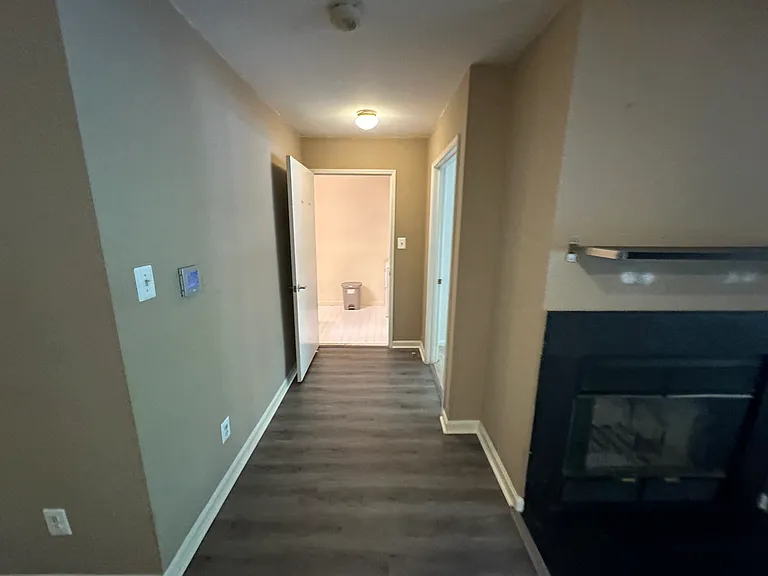 4906 Columbia Rd #2 — Photo 16