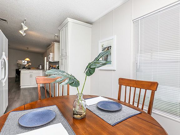 5th image of 12850 Highway 84 Paradise Vlg #34EPL