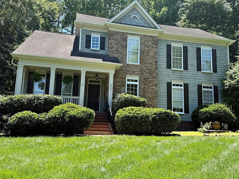 1st image of 1512 Calvin Hal Rd