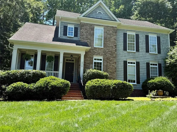 1512 Calvin Hal Rd, Lake Wylie, SC 29710