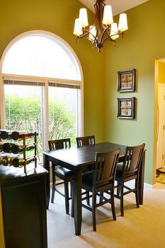 5th image of 2518 Deerwood Cir
