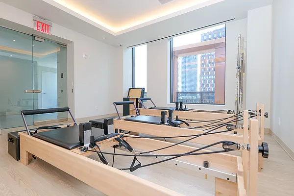 Rented by Arwell Realty | media 28